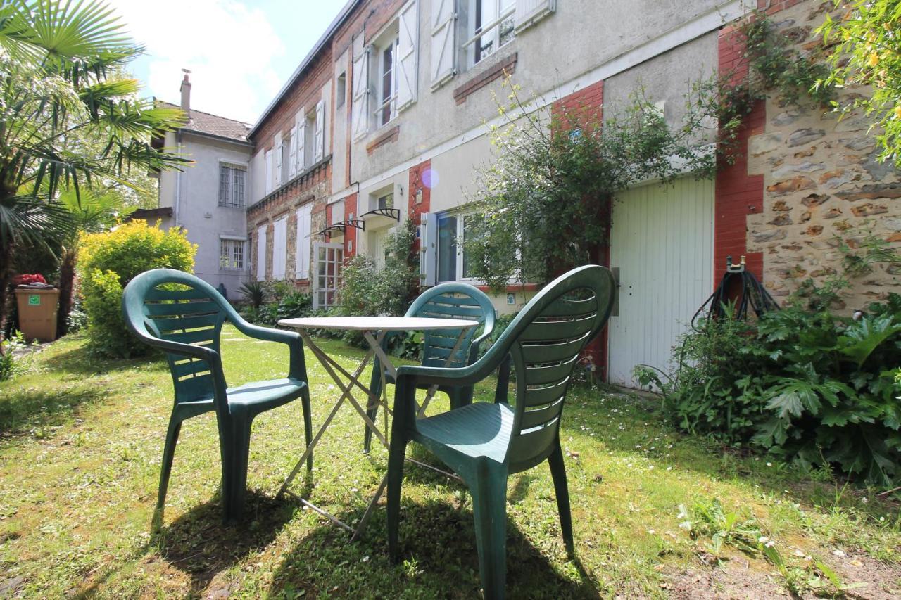 Appartement Parisien: Proche Gare avec Parking Gratuit et Accès Rapide Eaubonne Exterior photo